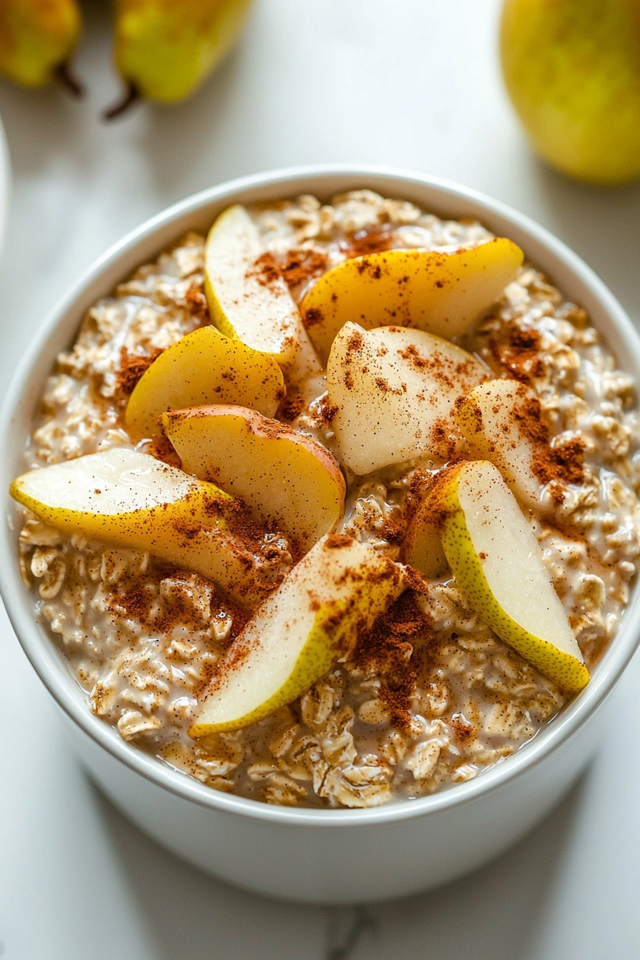 Cinnamon Pear Overnight Oats